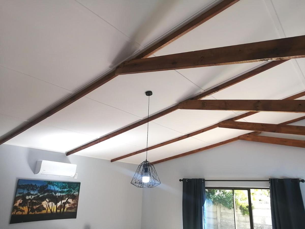 Easy Inn Guesthouse Welkom Bagian luar foto