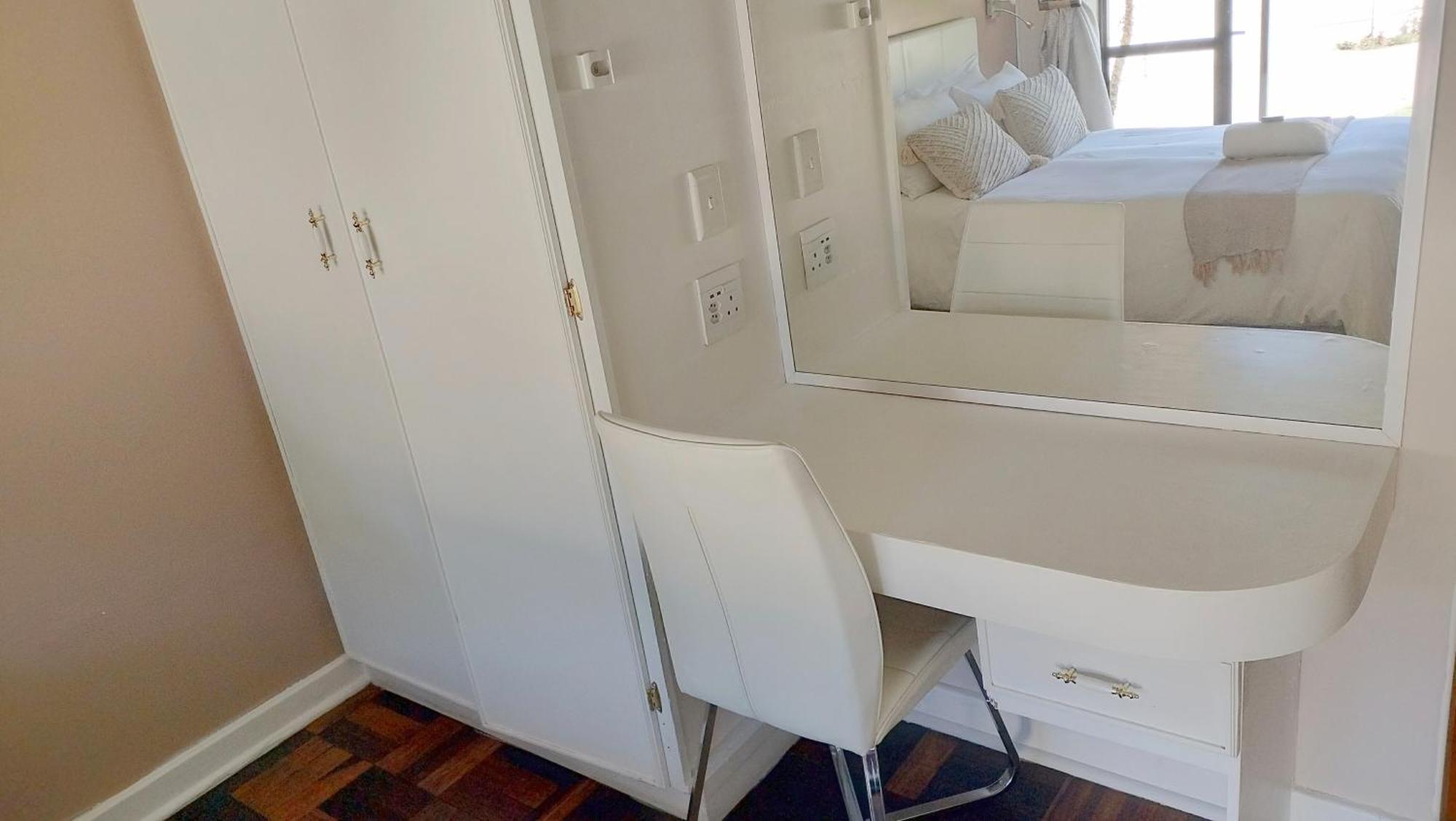 Easy Inn Guesthouse Welkom Bagian luar foto